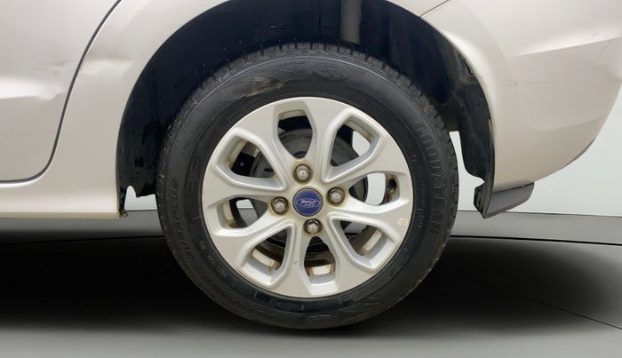 2015 Ford Figo Aspire TITANIUM 1.2 PETROL, Petrol, Manual, 55,398 km, Left Rear Wheel