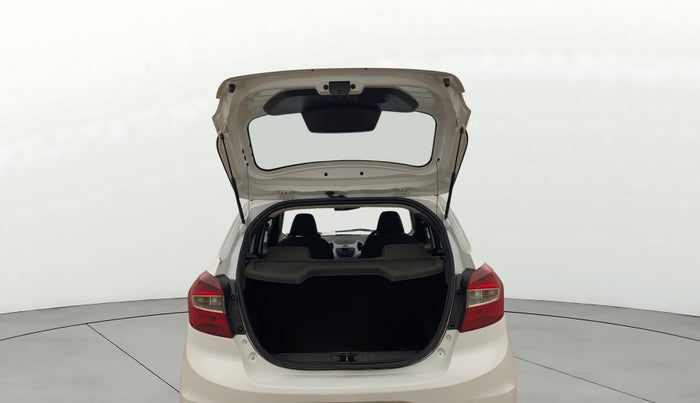 2016 Ford New Figo TREND 1.2 PETROL, Petrol, Manual, 1,30,729 km, Boot Door Open