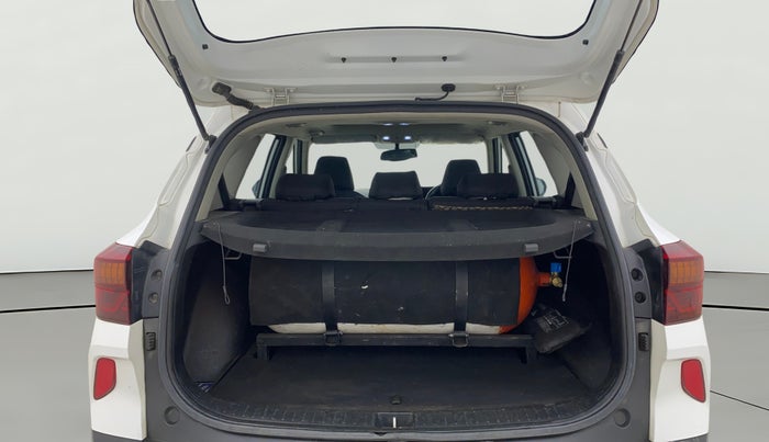 2020 KIA SELTOS HTX 1.5 PETROL, CNG, Manual, 93,799 km, Boot Open Zoomed View