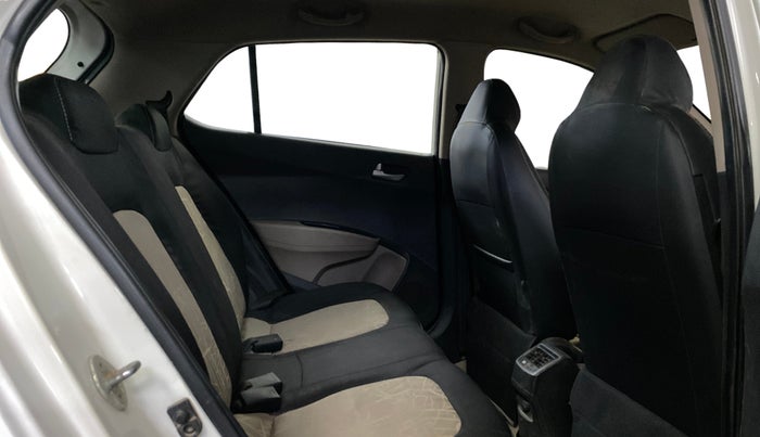2014 Hyundai Grand i10 SPORTZ 1.2 KAPPA VTVT, Petrol, Manual, 91,596 km, Right Side Rear Door Cabin