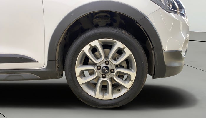 2015 Hyundai i20 Active 1.2 SX, Petrol, Manual, 92,181 km, Right Front Wheel