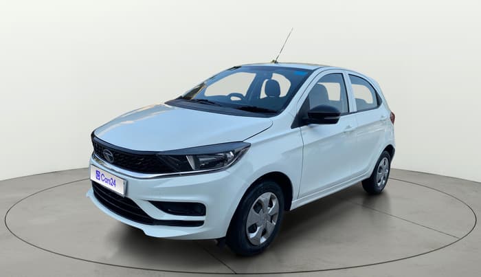 2023 Tata Tiago XT (O) PETROL, Petrol, Manual, 24,291 km, Left Front Diagonal