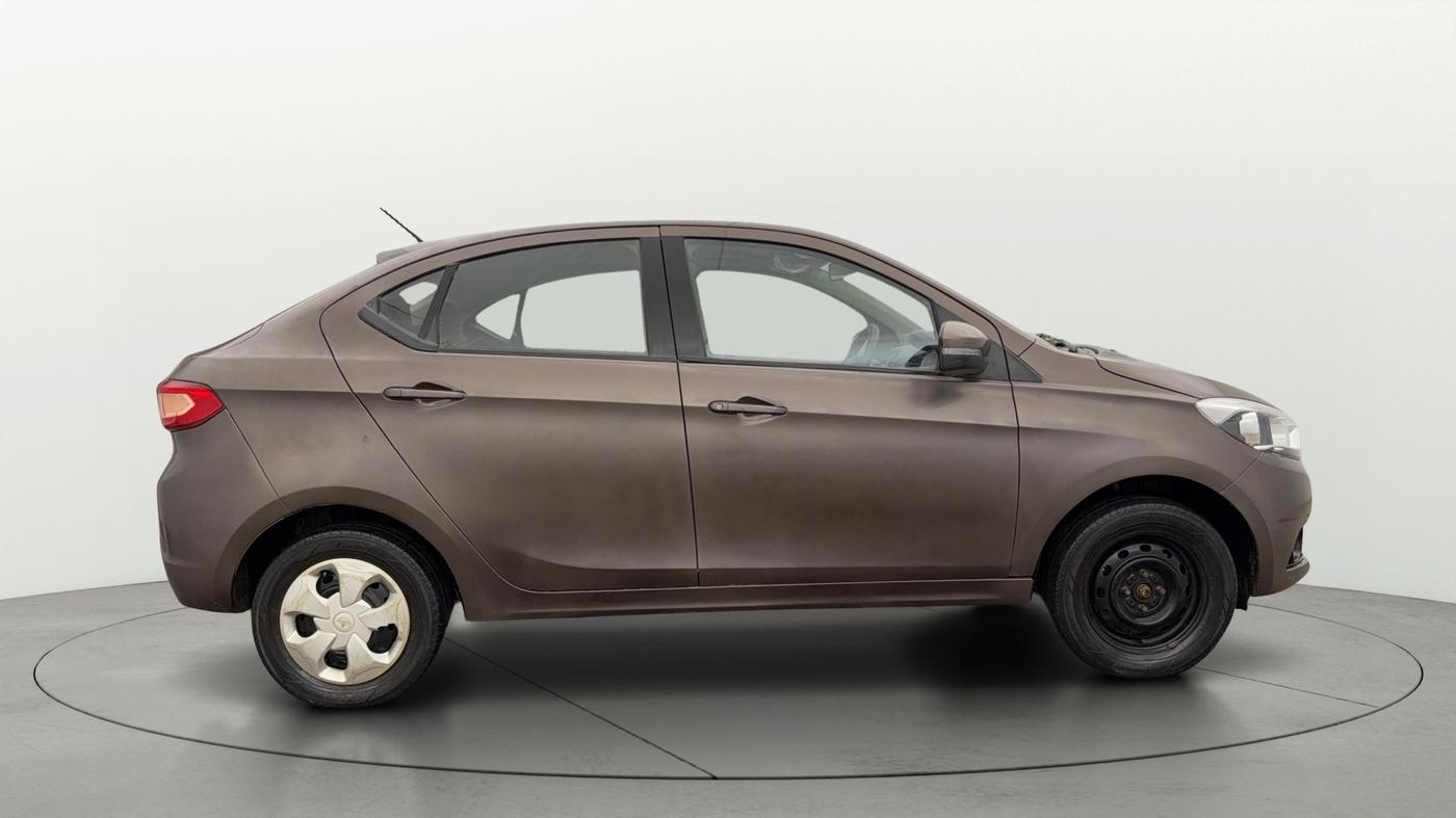 2017 Tata TIGOR XT PETROL, Petrol, Manual, 1,03,151 km, Right Side View