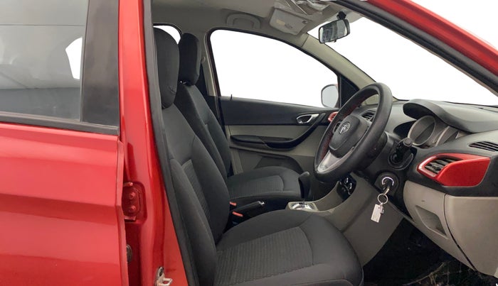 2017 Tata Tiago XZA PETROL, Petrol, Automatic, 62,355 km, Right Side Front Door Cabin