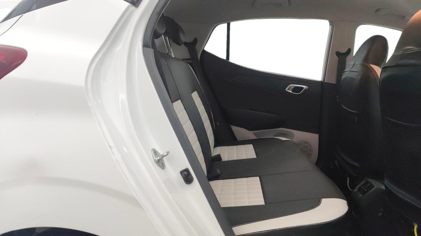 2025 Hyundai GRAND I10 NIOS SPORTZ 1.2 KAPPA VTVT, Petrol, Manual, 925 km, Right Side Rear Door Cabin