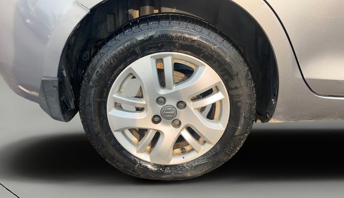 2013 Maruti Swift Dzire ZDI, Diesel, Manual, 1,26,838 km, Right Rear Wheel