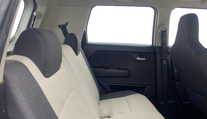 2022 Maruti New Wagon-R ZXI PLUS 1.2, Petrol, Manual, 60,955 km, Right Side Rear Door Cabin