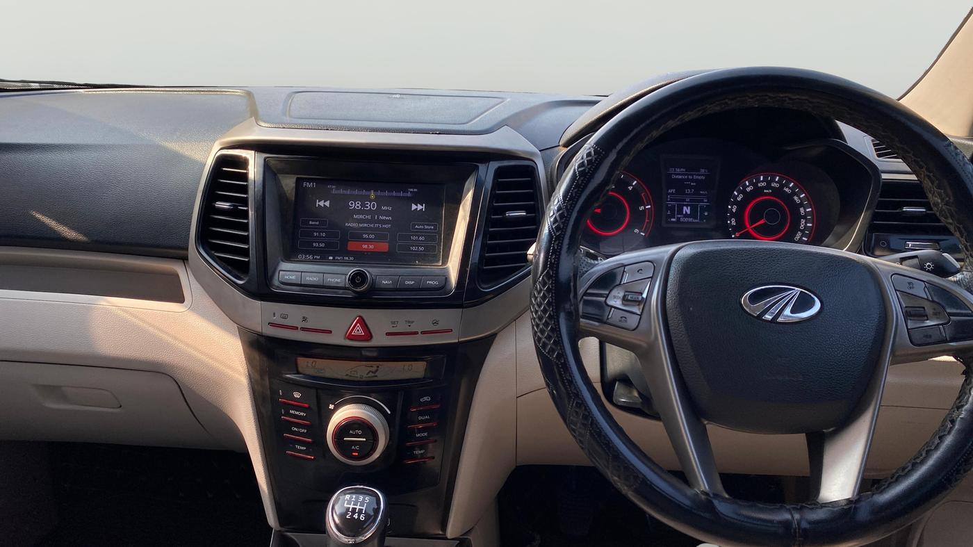 2021 Mahindra XUV300 W8 (O) 1.5 DIESEL, Diesel, Manual, 80,893 km, Air Conditioner
