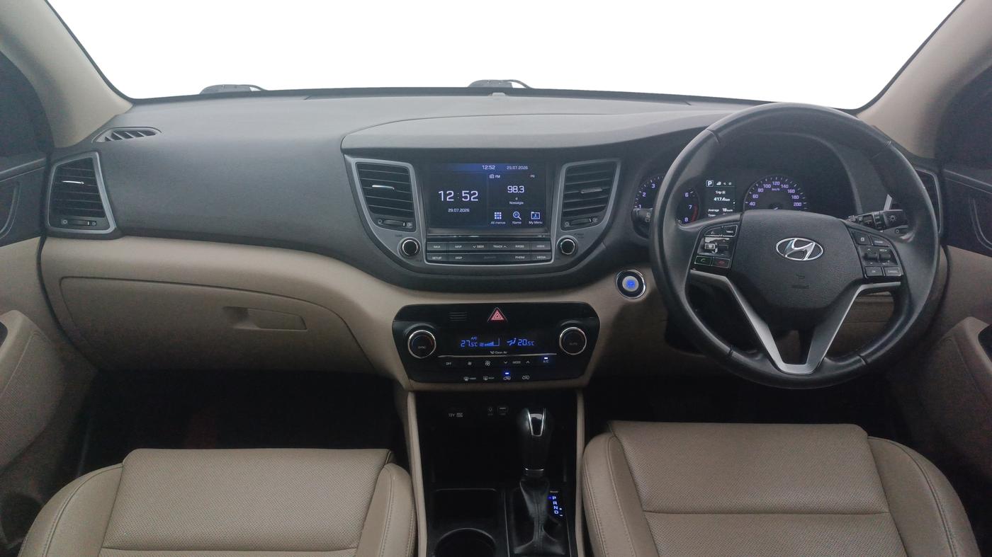 2018 Hyundai Tucson GLS 2WD AT PETROL, Petrol, Automatic, 88,054 km, Dashboard