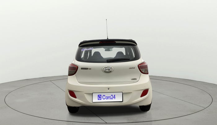 2014 Hyundai Grand i10 ASTA AT 1.2 KAPPA VTVT, CNG, Automatic, 95,515 km, Back/Rear