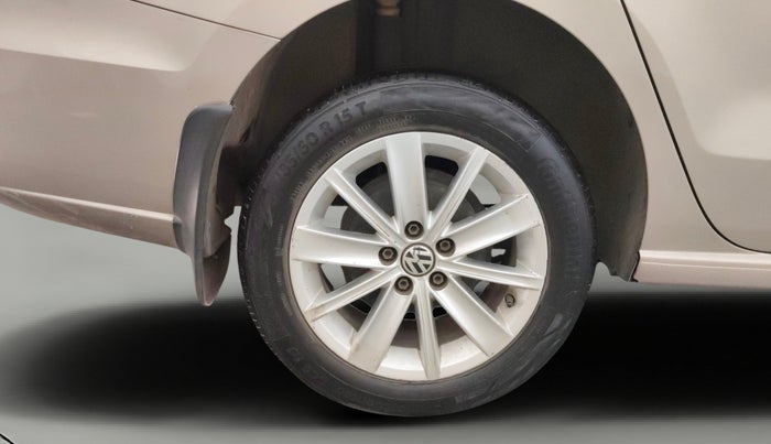 2016 Volkswagen Vento HIGHLINE 1.5 AT, Diesel, Automatic, 86,836 km, Right Rear Wheel