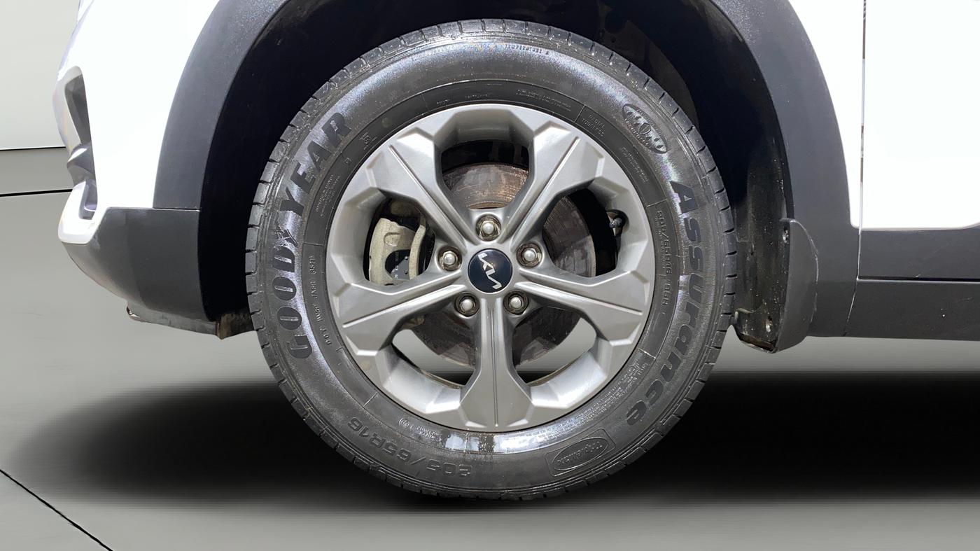 2021 KIA SELTOS HTK PLUS 1.5, Petrol, Manual, 30,310 km, Left Front Wheel