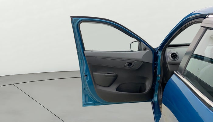 2021 Renault Kwid RXT 1.0 AMT (O), Petrol, Automatic, 6,622 km, LHS Front Door