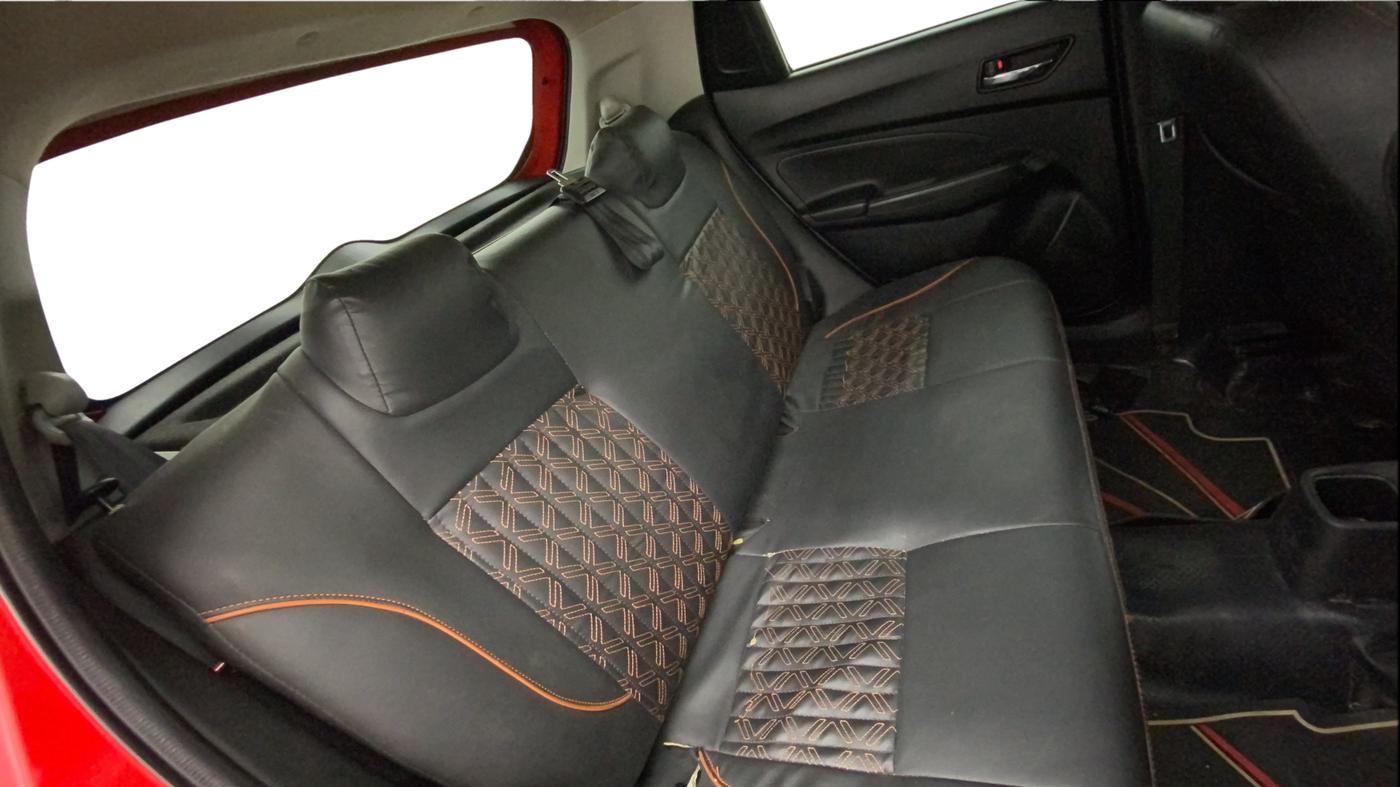 2022 Maruti Swift VXI, Petrol, Manual, 40,862 km, Right Side Rear Door Cabin