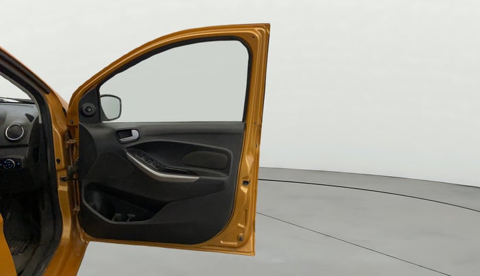 2015 Ford New Figo TREND 1.2 PETROL, Petrol, Manual, 63,103 km, RHS Front Door