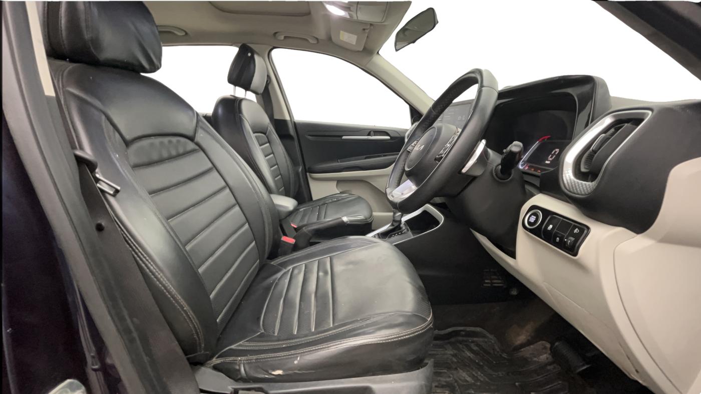2023 KIA SONET HTX 1.0 DCT, Petrol, Automatic, 50,327 km, Right Side Front Door Cabin