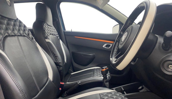 2021 Renault Kwid CLIMBER 1.0 (O), Petrol, Manual, 25,526 km, Right Side Front Door Cabin