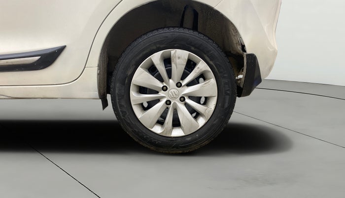 2017 Maruti Baleno DELTA PETROL 1.2, Petrol, Manual, 82,944 km, Left Rear Wheel