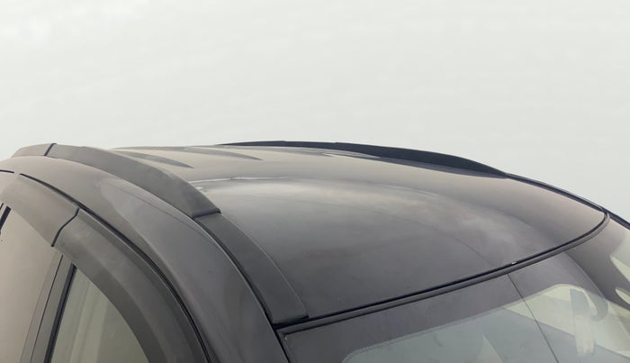 2016 Mahindra XUV500 W4, Diesel, Manual, 1,39,463 km, Roof