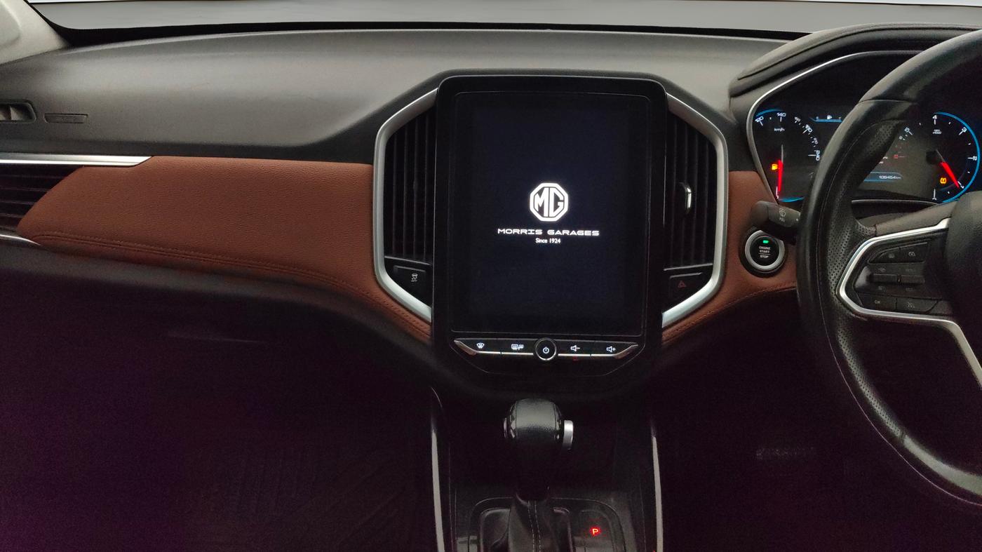 2020 MG HECTOR PLUS SHARP 1.5 PETROL TURBO DCT 6-STR, Petrol, Automatic, 1,09,446 km, Air Conditioner