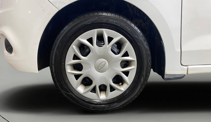 2016 Ford Figo Aspire TITANIUM 1.2 PETROL, Petrol, Manual, 82,266 km, Left Front Wheel