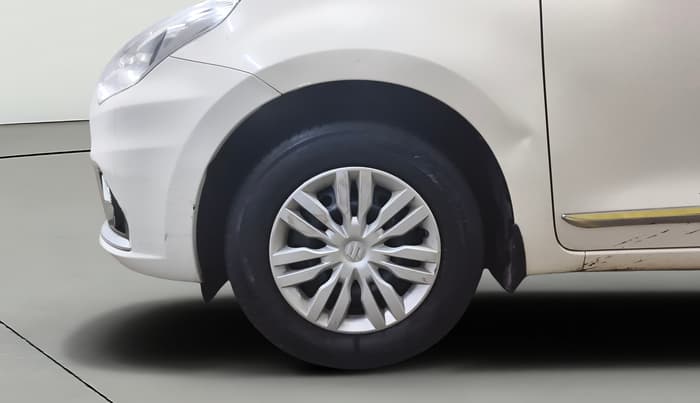 2020 Maruti Dzire VXI AMT, Petrol, Automatic, 31,205 km, Left Front Wheel