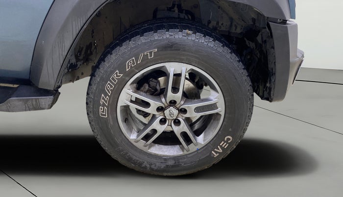 2021 Mahindra Thar LX PETROL HT 4WD AT, Petrol, Automatic, 76,547 km, Right Front Wheel