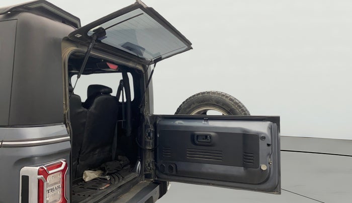 2021 Mahindra Thar LX D 4*4 MT HT, Diesel, Manual, 75,749 km, Boot Door Open