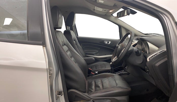 2016 Ford Ecosport TITANIUM 1.5L DIESEL, Diesel, Manual, 99,810 km, Right Side Front Door Cabin