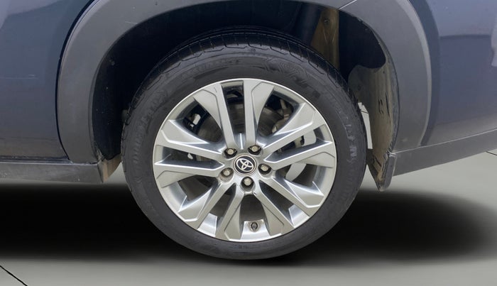 2024 Toyota INNOVA HYCROSS ZX HYBRID 7 STR, Hybrid, Automatic, 31,548 km, Left Rear Wheel