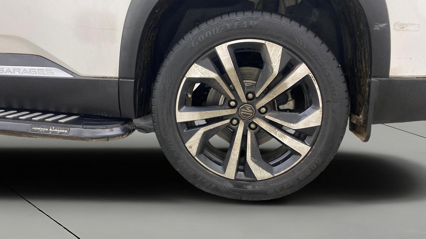 2023 MG HECTOR SAVVY PRO 1.5 TURBO CVT PETROL, Petrol, Automatic, 29,442 km, Left Rear Wheel