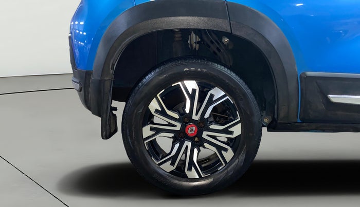 2022 Renault Kiger RXZ AMT DUAL TONE, Petrol, Automatic, 44,362 km, Right Rear Wheel