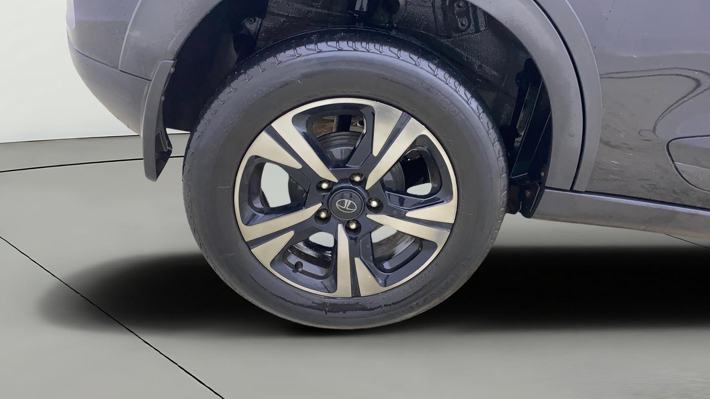 2025 Tata NEXON Creative Plus S 1.5 Revotorq 6MT Dark Edition, Diesel, Manual, 41,068 km, Right Rear Wheel