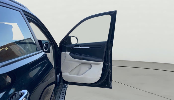 2022 KIA SONET HTX 1.0 IMT, Petrol, Manual, 74,033 km, RHS Front Door