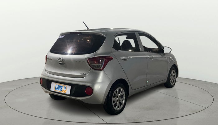 2017 Hyundai Grand i10 SPORTZ 1.2 KAPPA VTVT, Petrol, Manual, 1,00,173 km, Right Back Diagonal