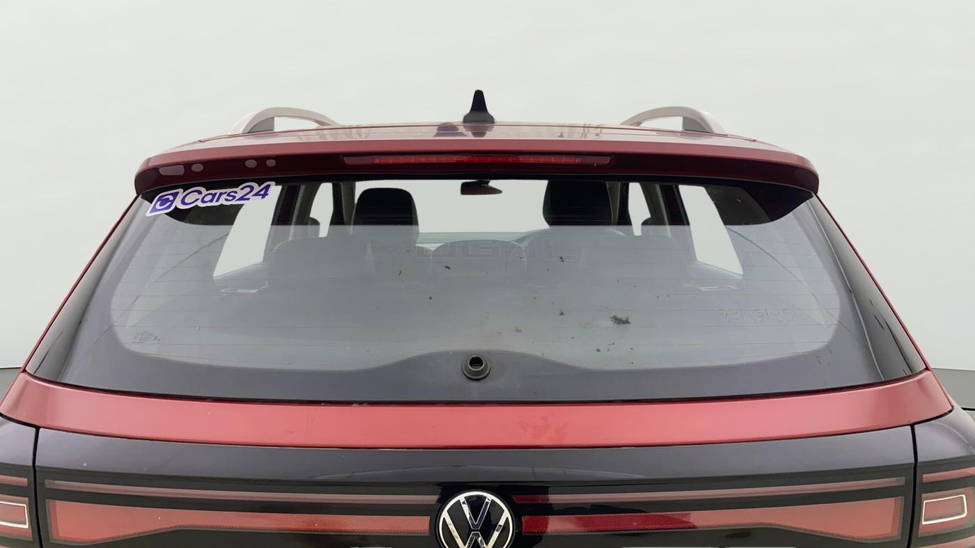 2022 Volkswagen TAIGUN HIGHLINE 1.0 TSI AT, Petrol, Automatic, 28,274 km, Rear Windshield