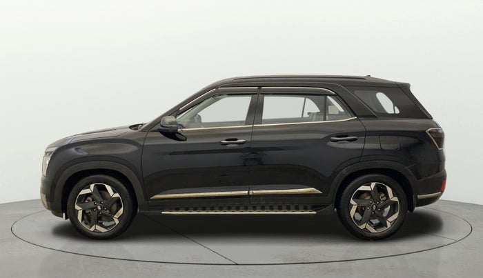 2022 Hyundai ALCAZAR 2.0 SIGNATURE (O) AT 6STR, CNG, Automatic, 32,844 km, Left Side