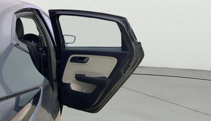 2022 Tata ALTROZ XZ PLUS PETROL, Petrol, Manual, 70,104 km, RHS Rear Door