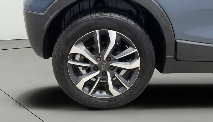 2019 Mahindra XUV300 W8 (O) 1.5 DIESEL, Diesel, Manual, 87,592 km, Right Rear Wheel