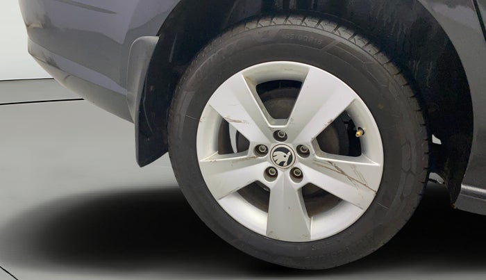 2020 Skoda Rapid 1.0 AMBITION TSI MT, Petrol, Manual, 81,639 km, Right Rear Wheel