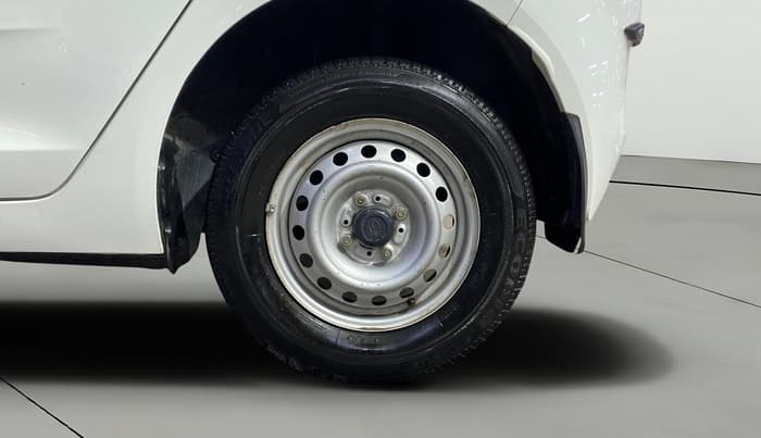 2023 Tata ALTROZ XE PLUS PETROL, Petrol, Manual, 20,497 km, Left Rear Wheel