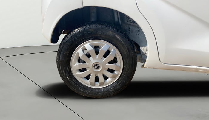 2017 Datsun Redi Go T (O), Petrol, Manual, 56,910 km, Right Rear Wheel