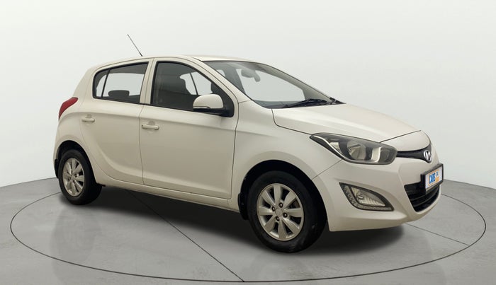 2014 Hyundai i20 SPORTZ 1.2, Petrol, Manual, 50,394 km, Right Front Diagonal