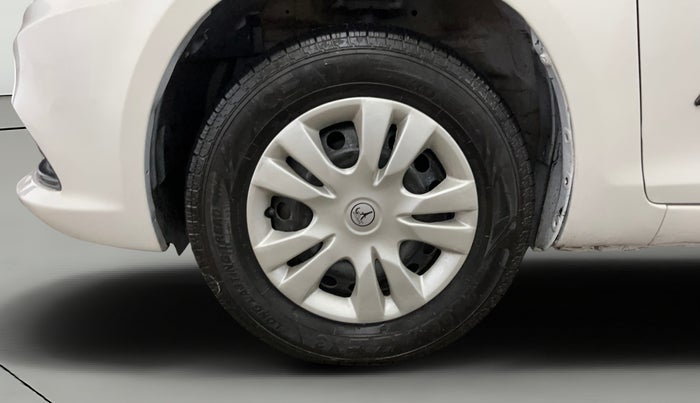 2016 Maruti Swift Dzire VXI, Petrol, Manual, 40,326 km, Left Front Wheel