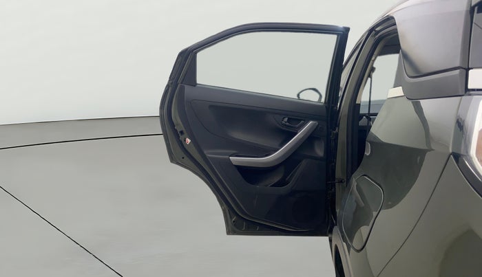 2022 Tata NEXON XM SUNROOF PETROL, Petrol, Manual, 72,463 km, LHS Rear Door