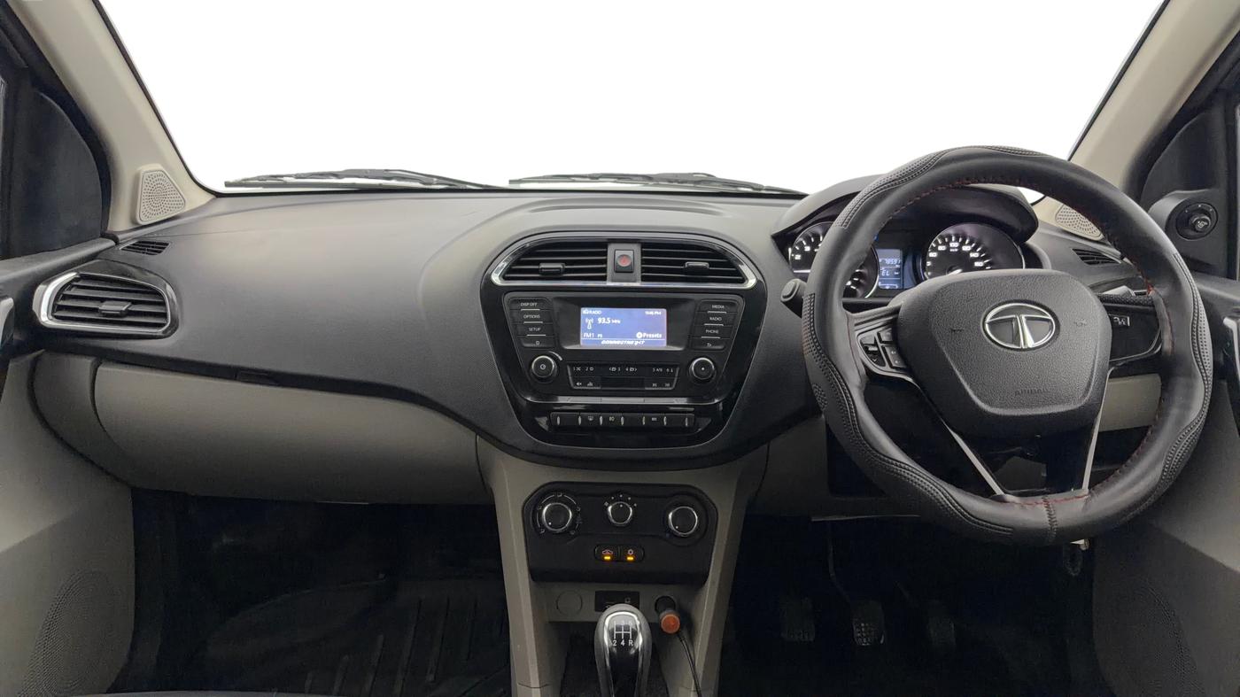 2018 Tata Tiago XZ PETROL, Petrol, Manual, 78,580 km, Dashboard