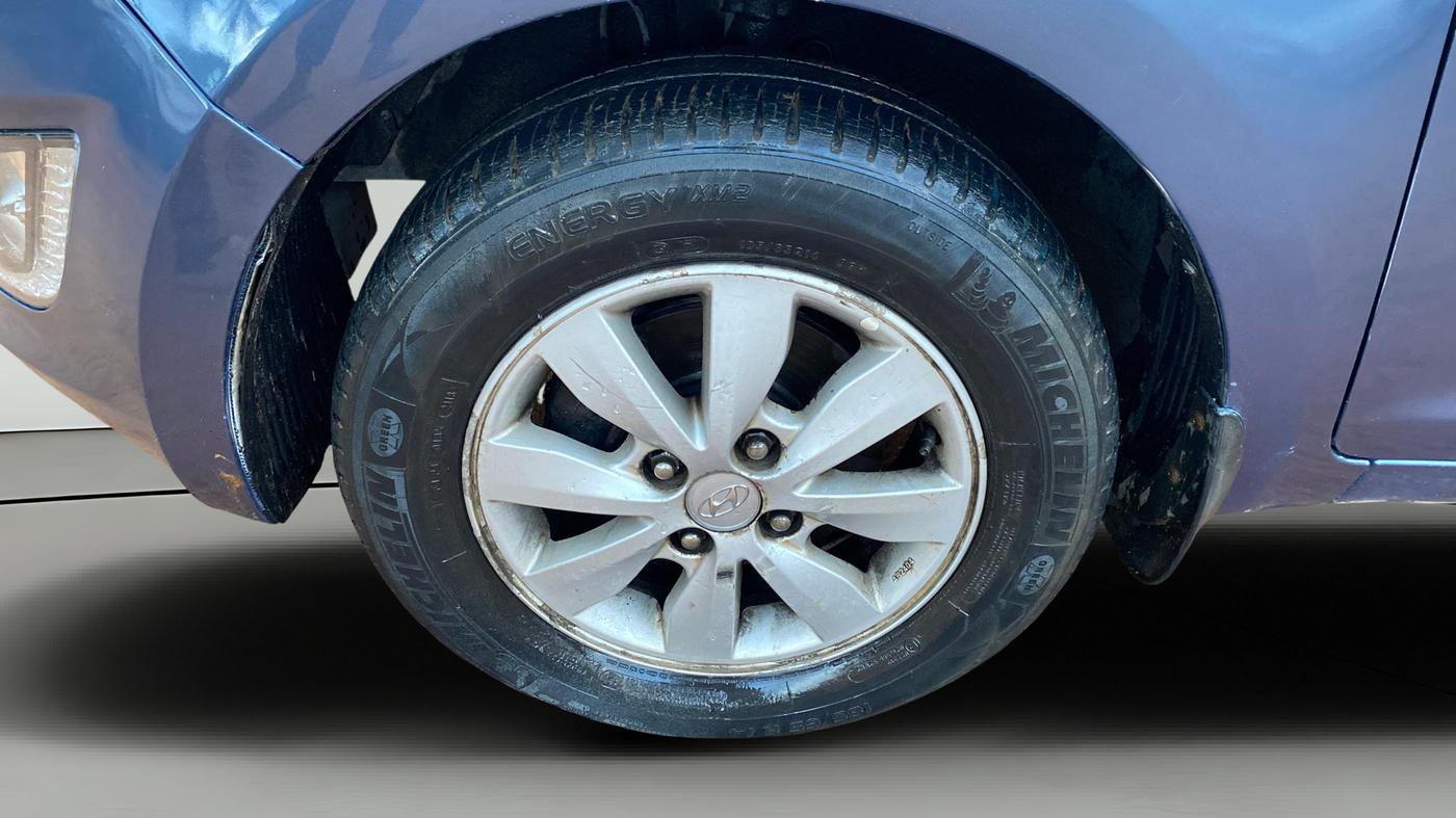 2013 Hyundai i20 SPORTZ 1.2, Petrol, Manual, 88,452 km, Left Front Wheel