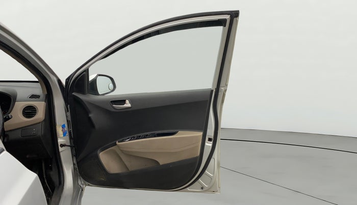 2015 Hyundai Grand i10 SPORTZ 1.2 KAPPA VTVT, Petrol, Manual, 51,607 km, RHS Front Door