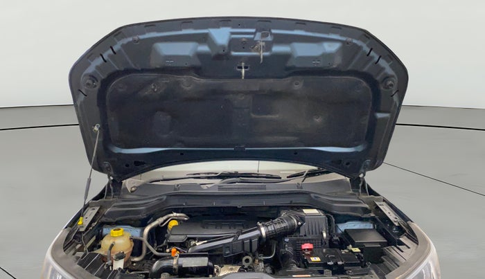 2022 Mahindra XUV300 W6 1.2 PETROL AMT, Petrol, Automatic, 44,310 km, Open Bonet