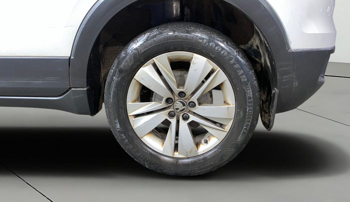 2022 Skoda KUSHAQ AMBITION 1.0L TSI MT, Petrol, Manual, 49,470 km, Left Rear Wheel